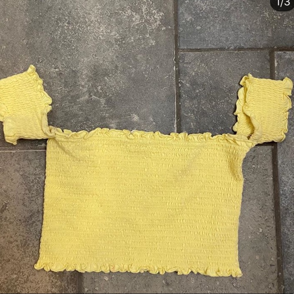 Ruffled crop top